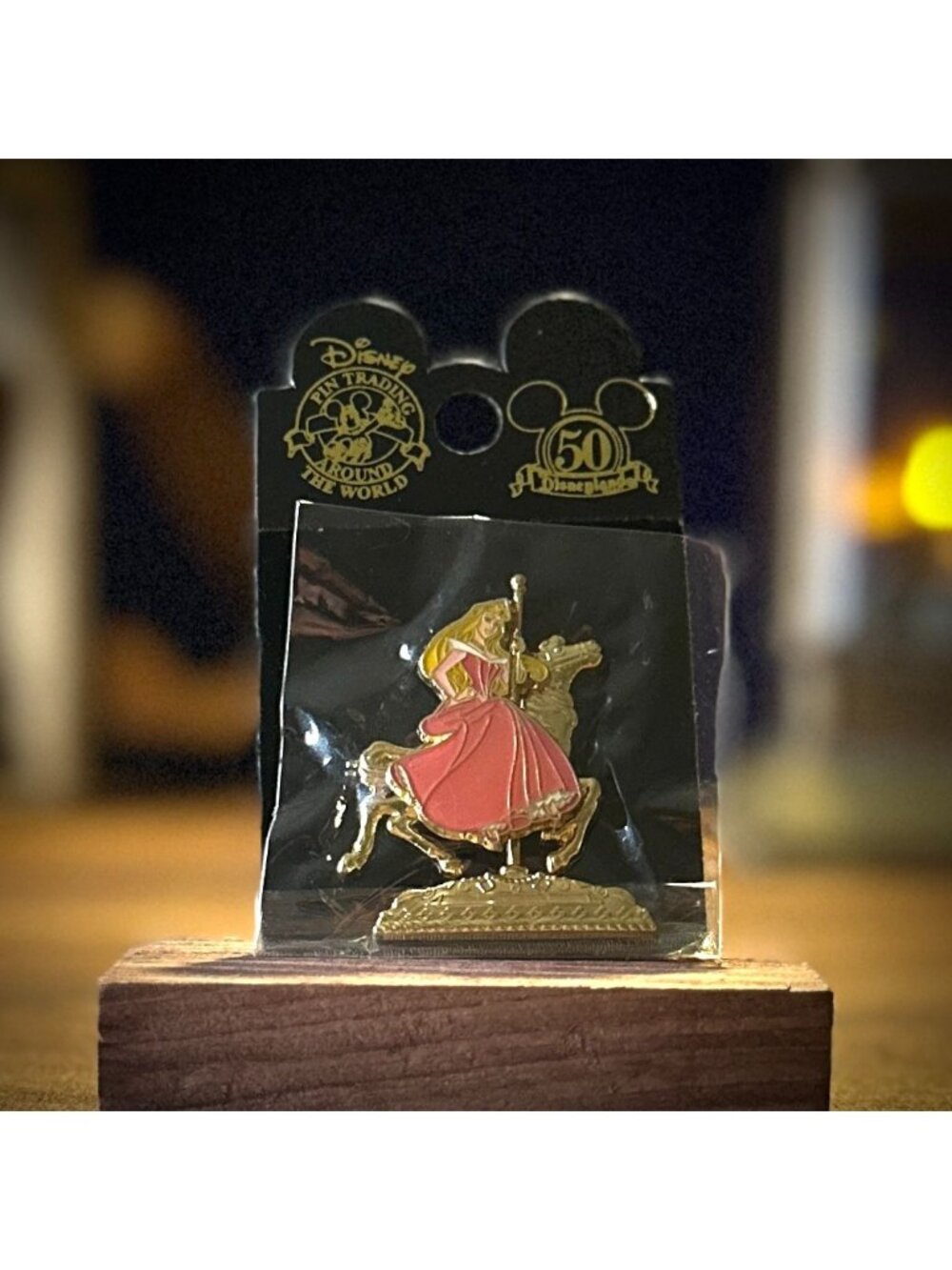 Disney Golden Vehicles Pin | 2005 Limited Edition
